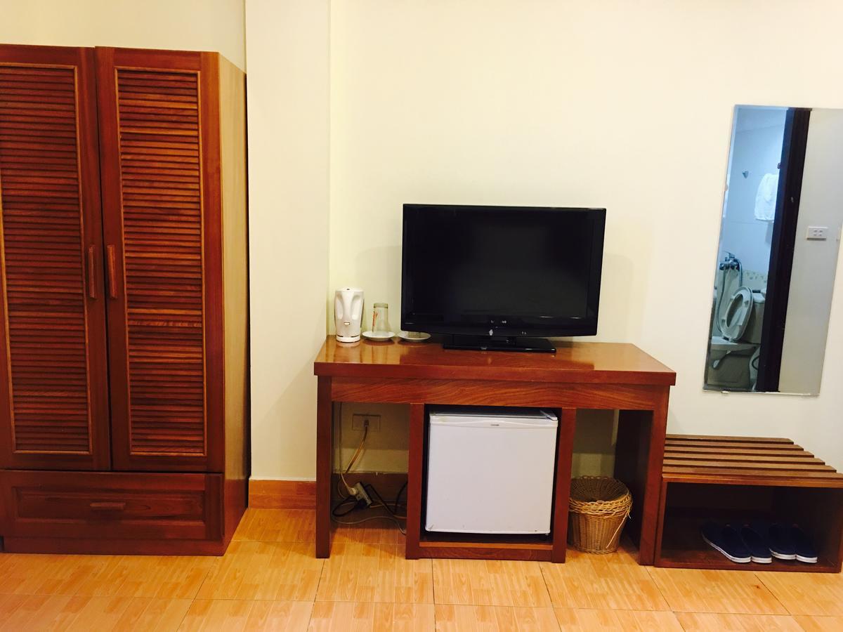 Hotel Saigon Palace Tran Quoc Hoan Hanoi Exterior foto