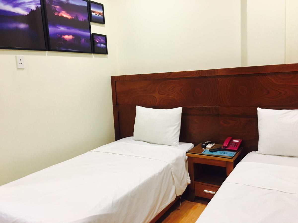 Hotel Saigon Palace Tran Quoc Hoan Hanoi Exterior foto